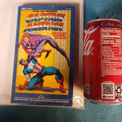 STAN LEE MARVEL BOOK CAPTAIN AMERICA 