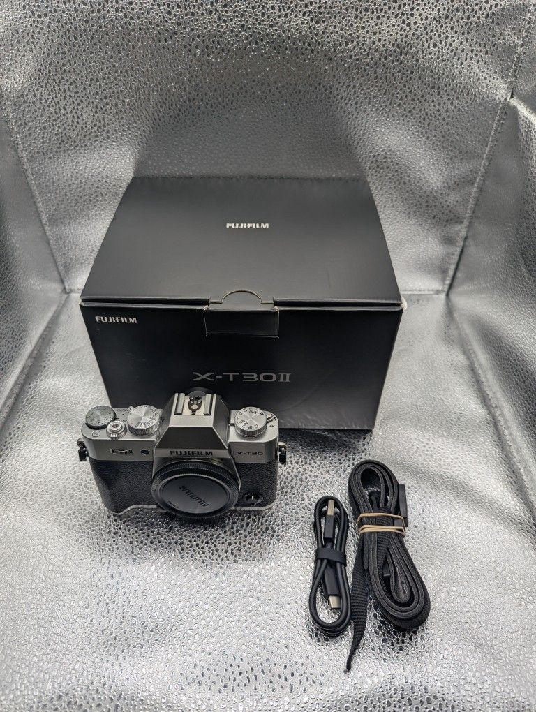 FUJI FILM M:X-T30II DIGITAL CAMERA