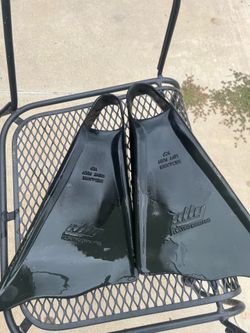 Ally Swim Fins. Med/Large