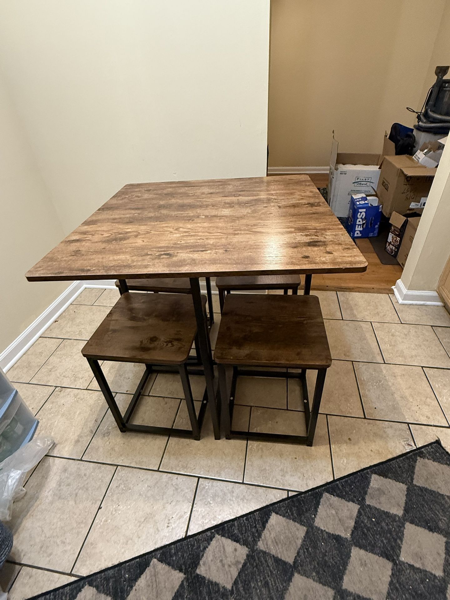 Kichen Table