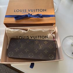 Authentic Louis Vuitton Clémence Monogram