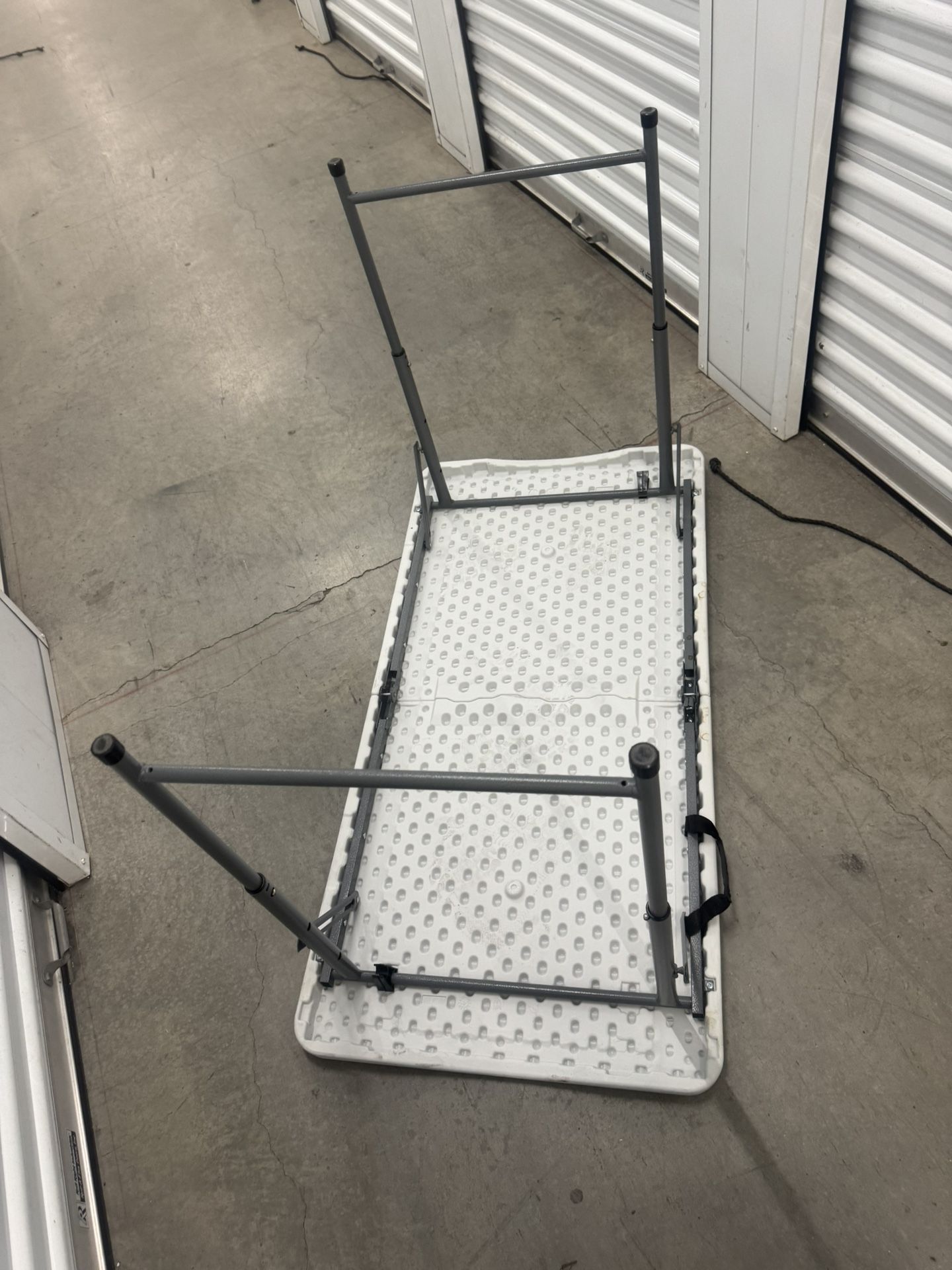 4ft Folding Table
