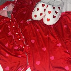 Valentines Day Pajamas And Slippers 