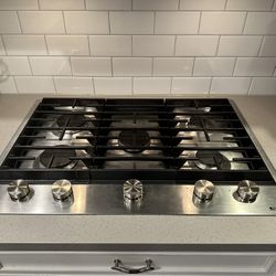 30" Jenn Air Gas Cooktop