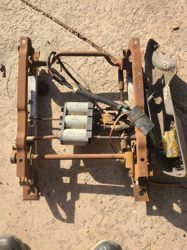 82-92 Chevy Camaro Electric Driver Seat Assembly