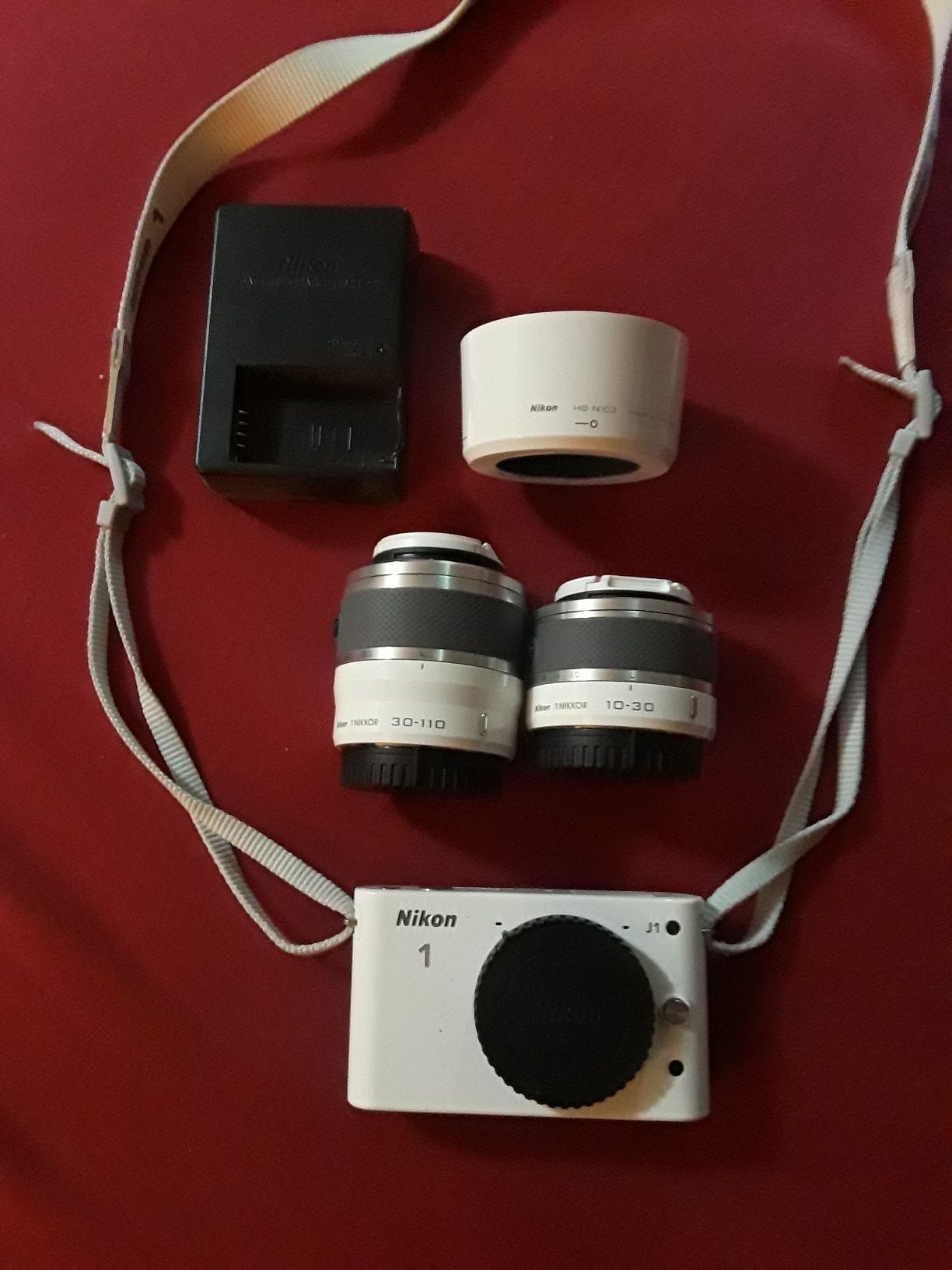 Nikon 1 J1 mirrorless camera