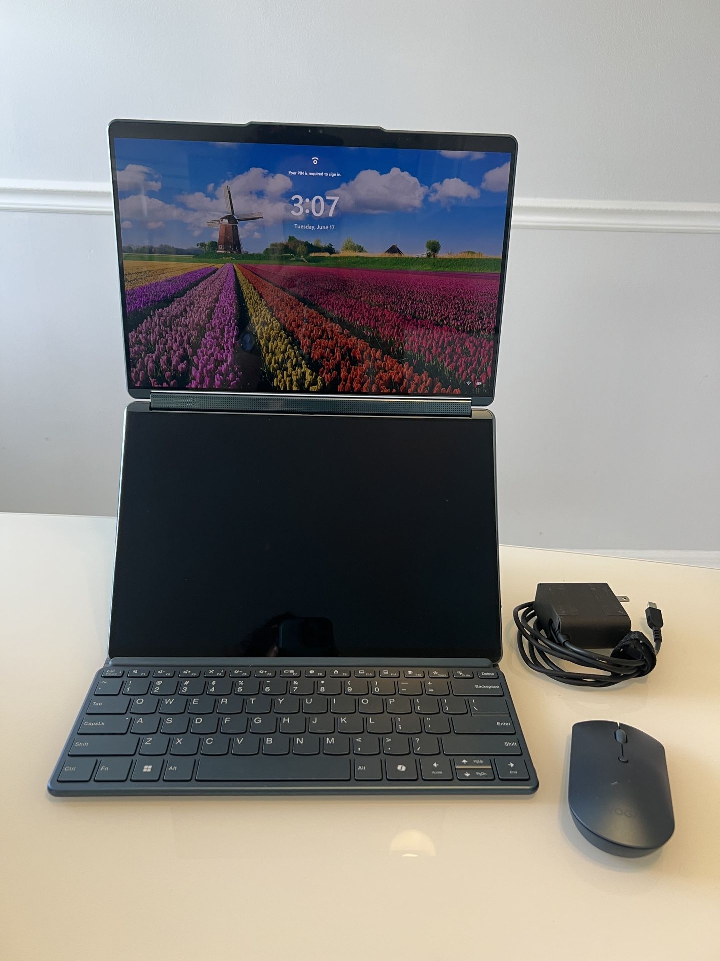 Lenovo Dual Screen Yoga Book 9 Laptop 14”