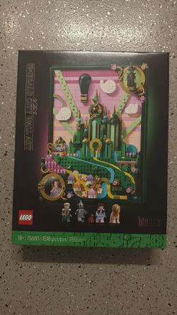 Lego Emerald city wall art