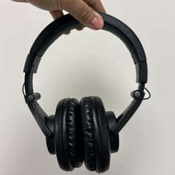 Shure SRH440 Headphones