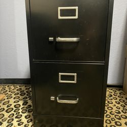 2 File Cabinets For $25