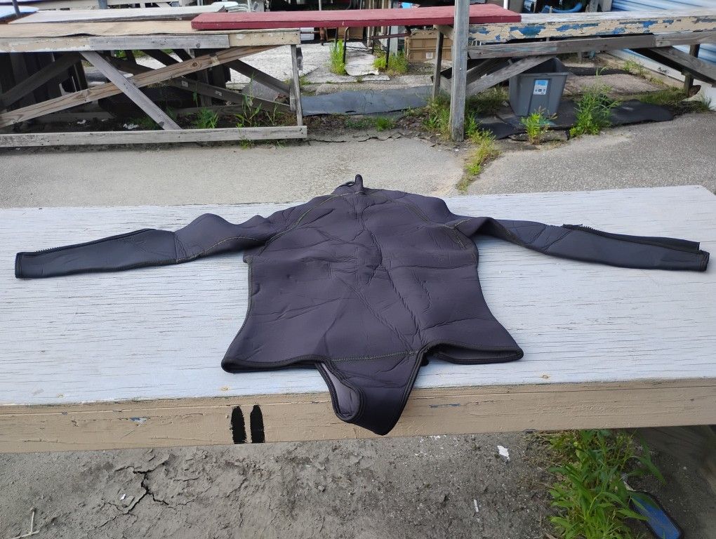 Wet Suit