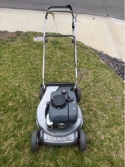 Lawn Mower Honda HR215 Push Commercial