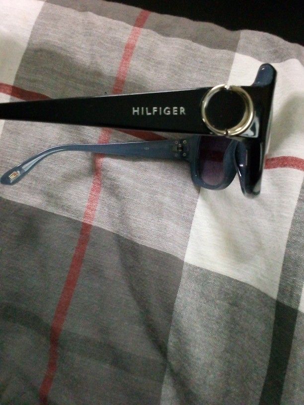 Hilfiger Shades