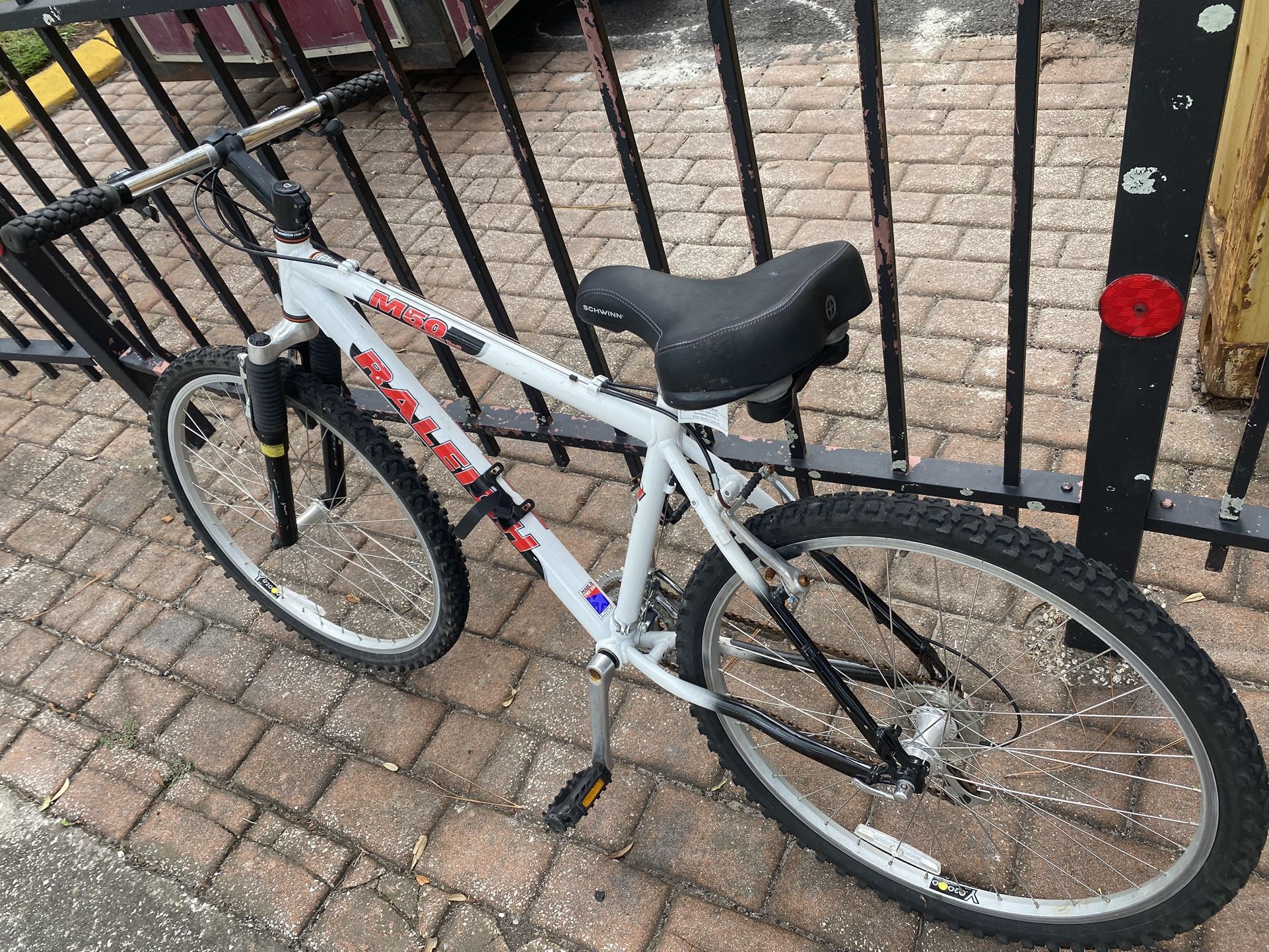 Raleigh Mountain Bike 26”
