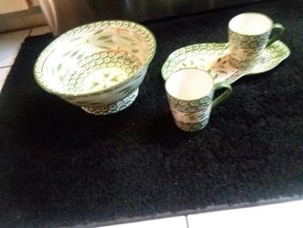 Temptations colander with soup and sandwich set