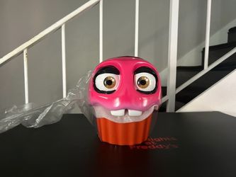 BRAND NEW FNAF CUPCAKE COOKIE JAR SPIRIT - FACTORY SEALED
