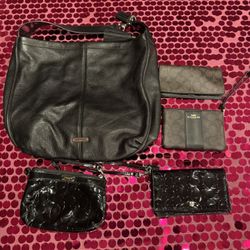 Selling A Bundle Of Coach Purses 