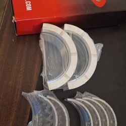 Main  Bearing Set  Big Block Chevrolet  396 427 454. .020 Under Minus 2 Qty Lower 1/2 Bearing  See Pics Not Complete.  35th Ave And McDowell Phx 