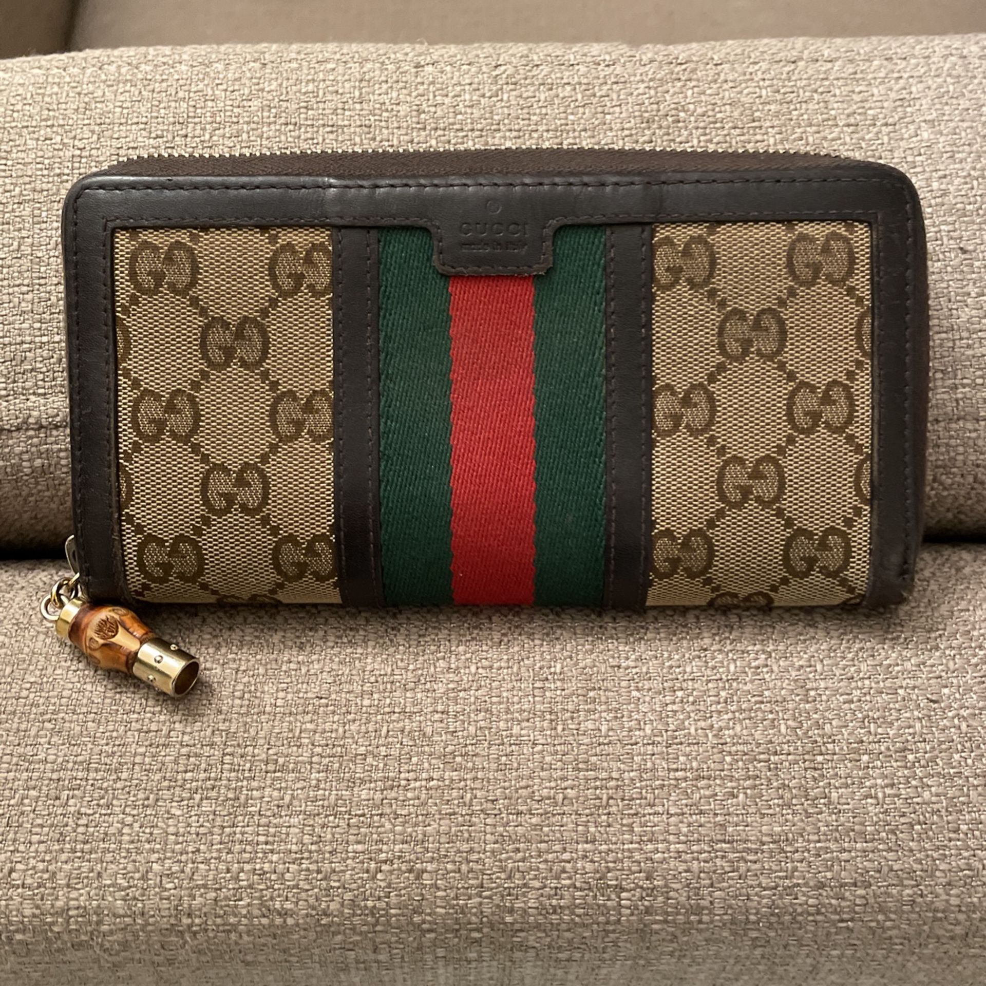 Gucci Wallet!
