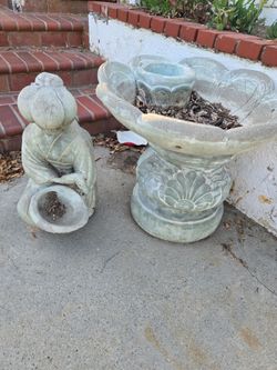 Water fountain skeleton