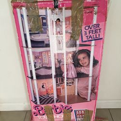Vintage 1987 Mattel Barbie Townhouse 3 Story Working Elevator And Furniture Incl