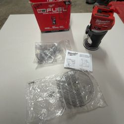 M18 FUEL 18V Lithium-Ion Brushless Cordless Compact Router (Tool-Only)