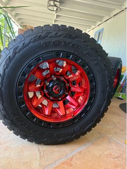 8x180 20x10 FUEL WHEELS  & TOYO TIRES 35”