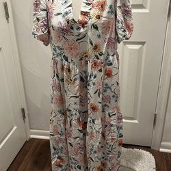 Crown & Ivy Dress Women’s Large Floral Ruffle Elastic Sleeves S/S W/Pockets NWT