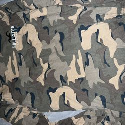Mens Size Small Hollister Long Sleeve Army Camo Shirt 