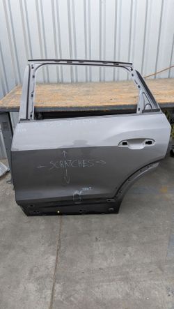 2019-2020-2021-2022-2023-2024 AUDI E-TRON LEFT REAR DOOR OEM USED #10895
