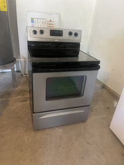 Stove  Whirlpool 