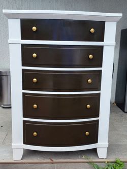 Wood dresser