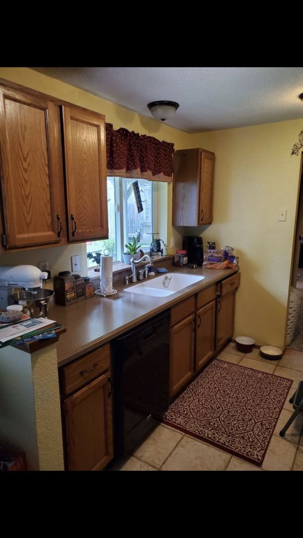 Kitchen cabinets base for Sale in Olympia, WA - OfferUp
