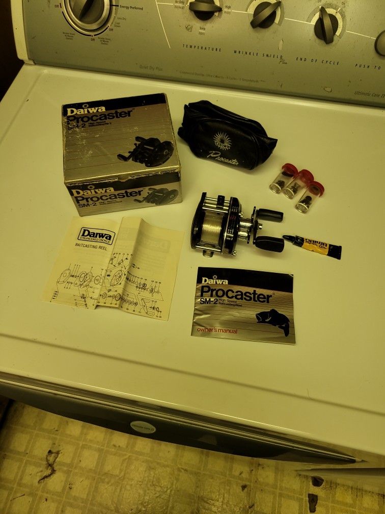 Vintage Daiwa Procaster SM-2 High -Speed bait casting fishing Reel 