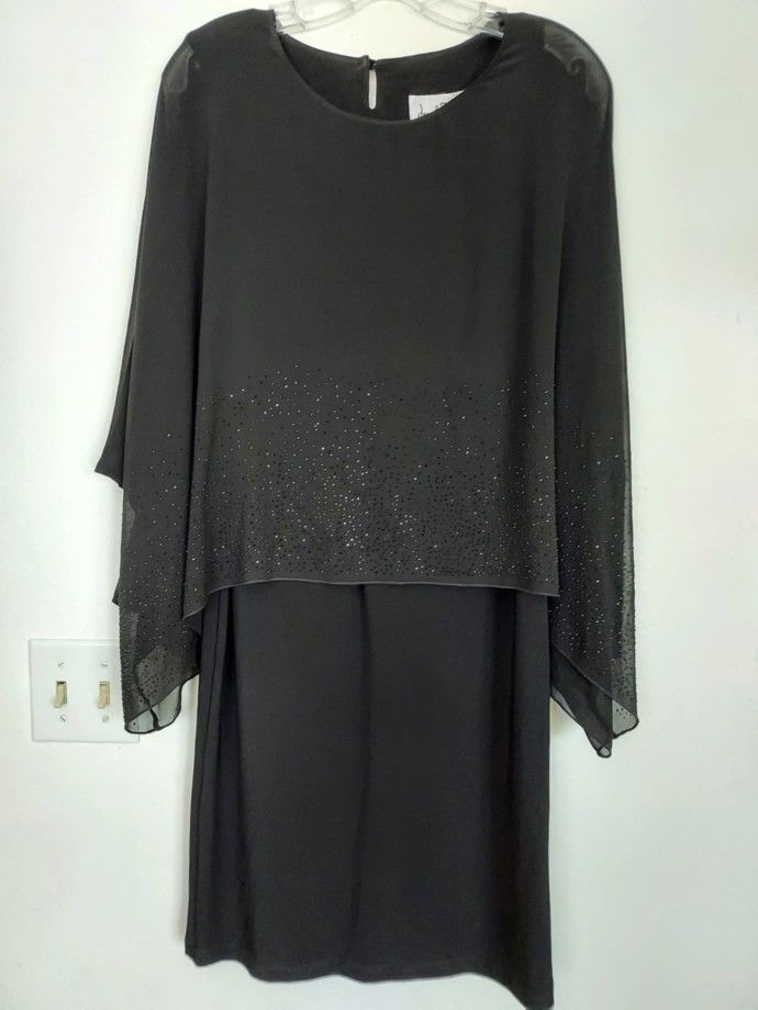 Elegant Designer Dress by JOSEPH RIBKOFF size 8