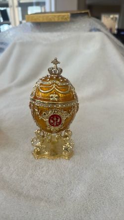Fabergé-inspired Orange and gold coronation egg.