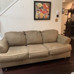 Couch for sale.   7 1/2 feet  Long  ,36 inches deep.