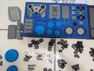 Vex. First Gen Extra Battery Full Field Set Of Balls Not Pictured I'll For Up Just Not Allow Me To Post Extra Pictures There Are Plenty More Extra