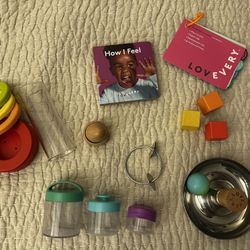 LOVEVERY - The Explorer Play Kit (Months 9-10)