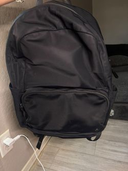 Mochila Lululemon negra