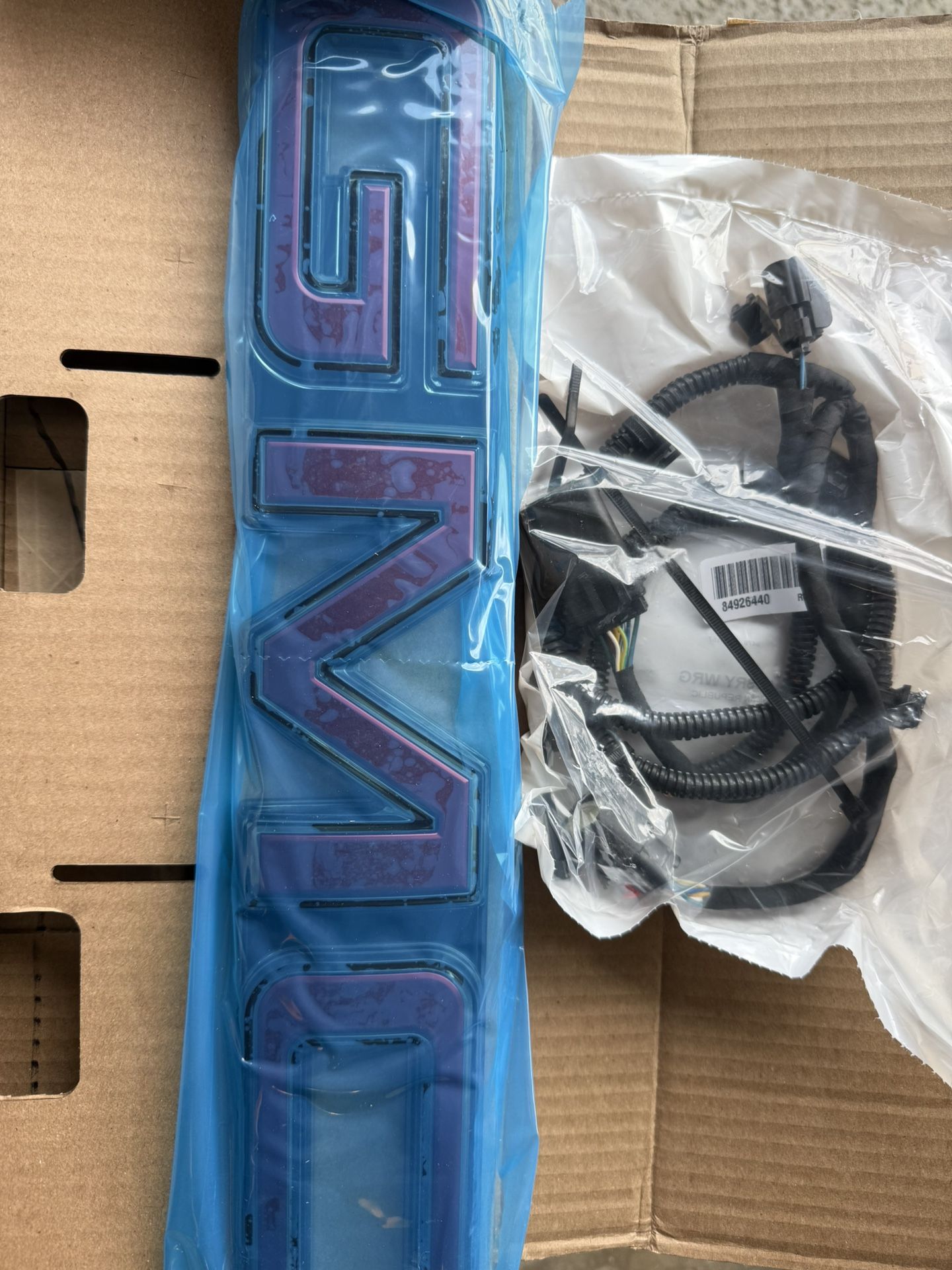 ‼️Brand New GMC Illuminated Emblem