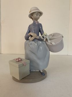 Lladro - Easter Bonnets