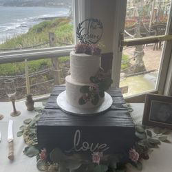 Wedding Cake Box Stand