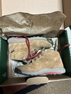 Danner Women’s Inquire Chukka Hiking Boots Sz6