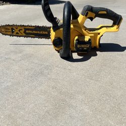 20v DEWALT Brushless Cordless Chainsaw
