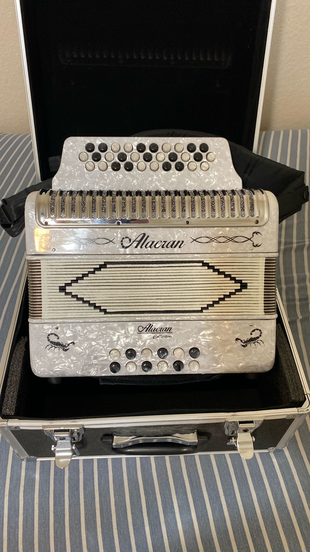 Accordion Alacrán