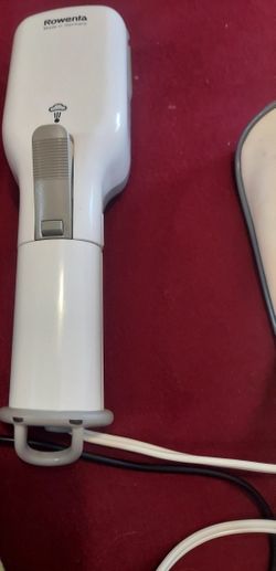ROWENTA PORTABLE HANDHELD CLOTHES STEAMER