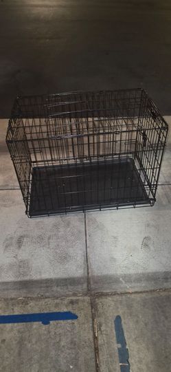 Dog Crate, medium size dog