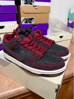 NIKE SB DUNK LOW RIOT Sz 8 DS