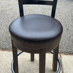  New! Design By Ashley Bar Stool 